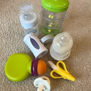 Baby feeding accessories